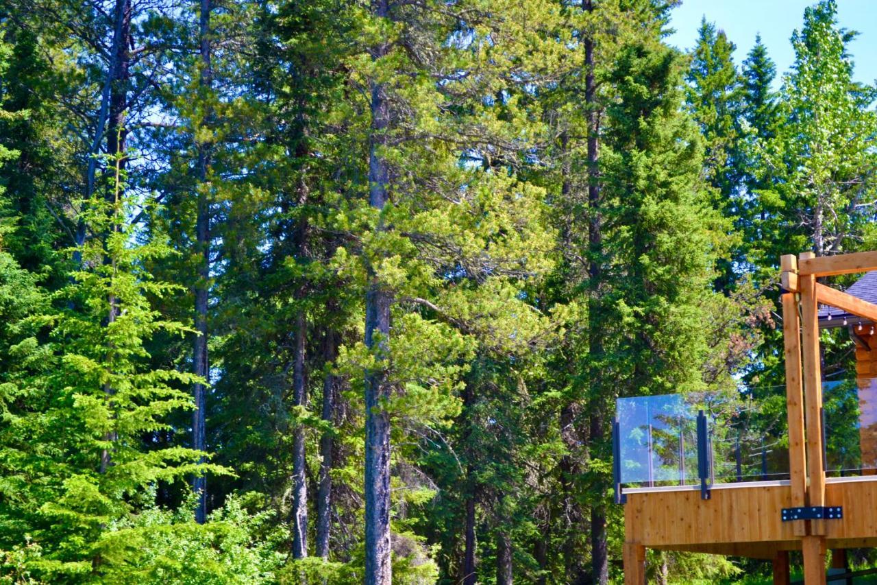 Schott'S Lake Conference & Resort Sundre エクステリア 写真